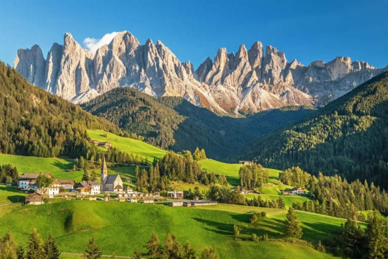 Church of St Jakob, Val di Funes near Sassolungo.