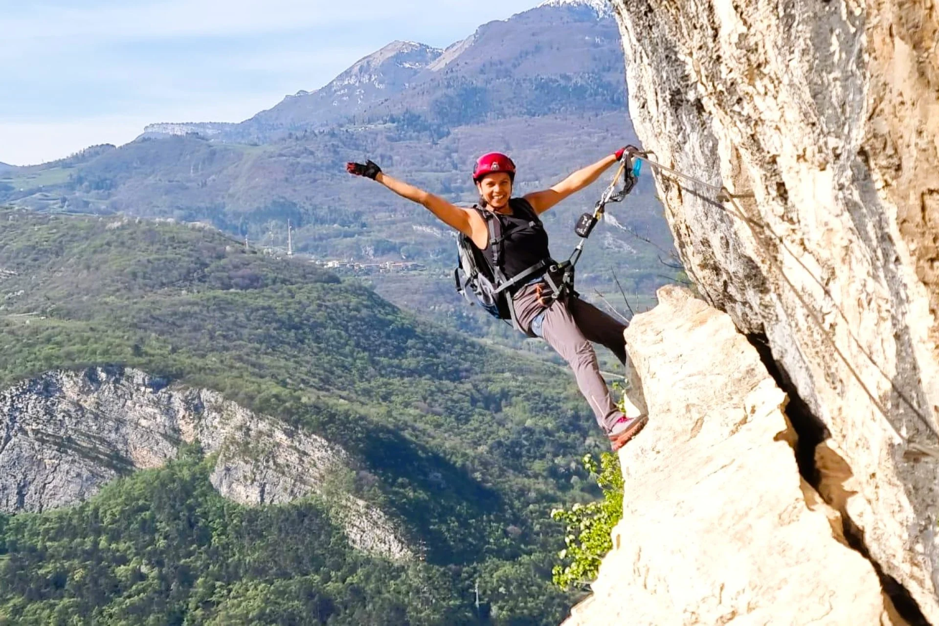 Lu hanging off Ferrata Maragoni above Mori.