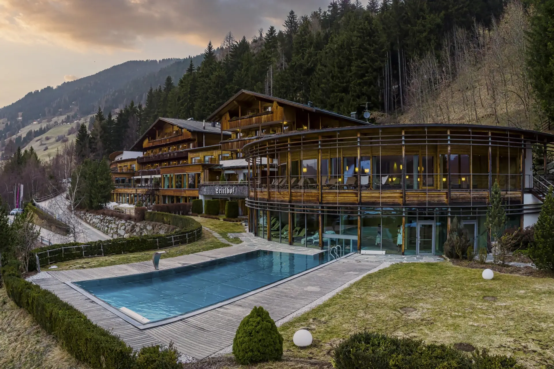 Luxury naturhotel leitlhof in San Candido in the Sesto Dolomites.