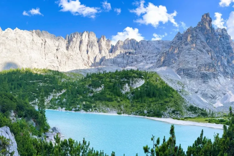 Lake Sorapis in the Dolomites.