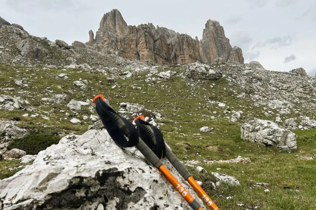 Passing by Torri del Falzarago and Col dei Bos.