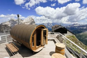 Sauna at Rifugio Lagazuoi, on top of the world!