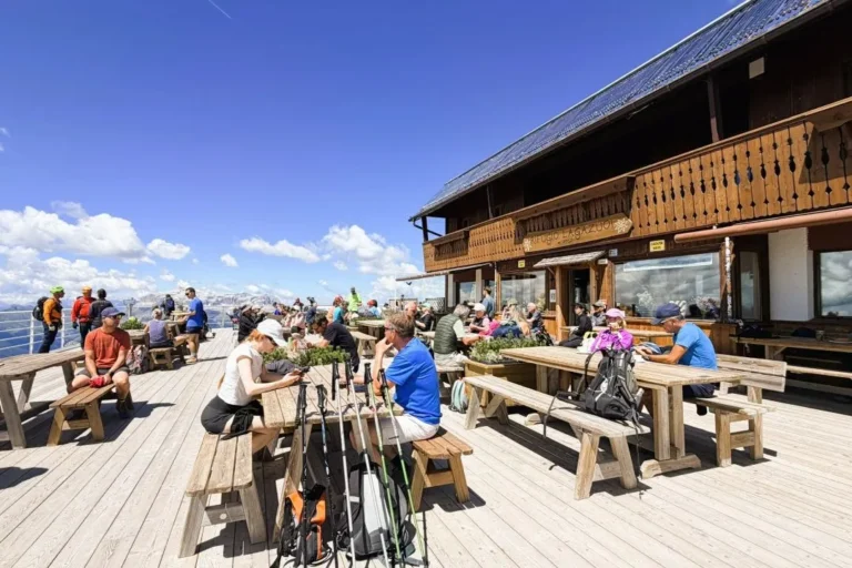 Terraza at Rifugio Lagazuoi.